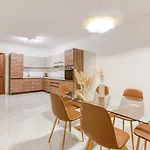A Beautiful, Brand New 2br In St Pauls By 360 Estates Σεντ Πόλς Μπέι