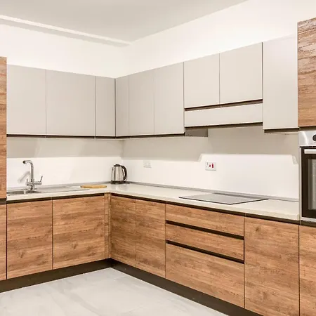 A Beautiful, Brand New 2br In St Pauls By 360 Estates Appartement