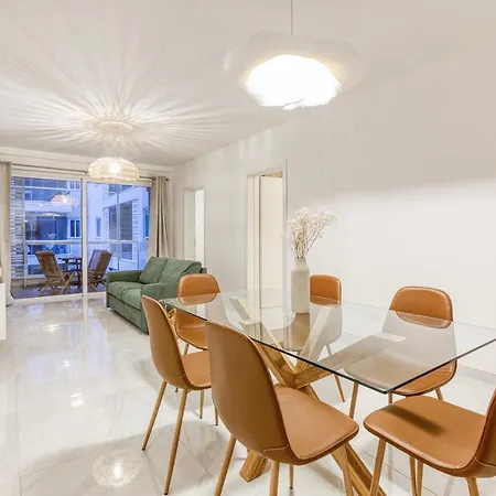 Апартаменты A Beautiful, Brand New 2br In St Pauls By 360 Estates